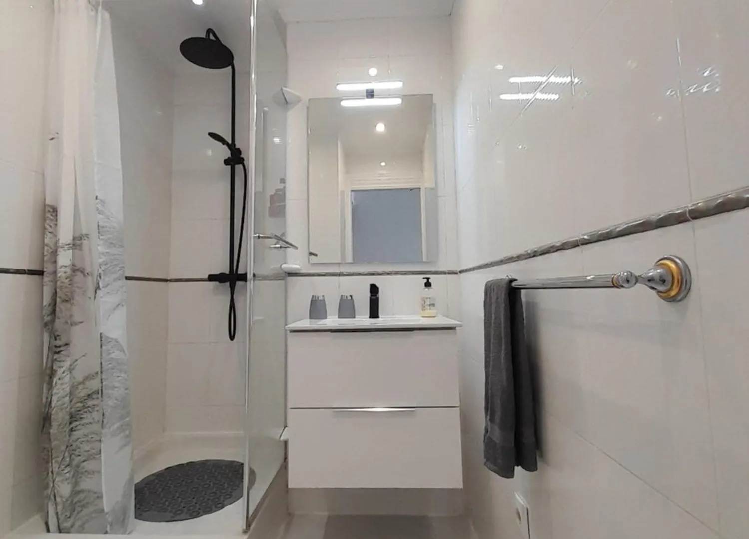 Apartment On The Harbor, First Line With Beautiful Sea View In 4 Star Hotel Fuengirola