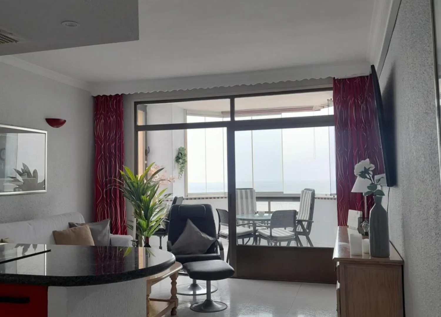 Apartment On The Harbor, First Line With Beautiful Sea View In 4 Star Hotel Fuengirola 0*,  Španělsko